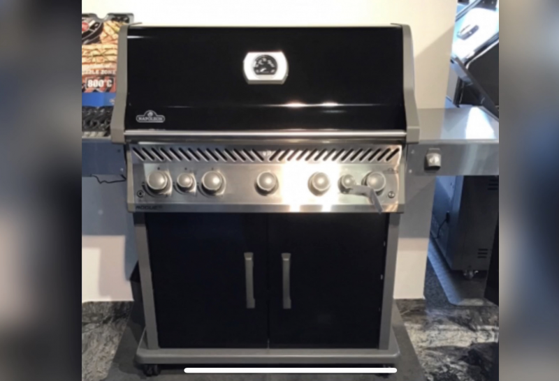 Gutschein - Napoleon Grill Rogue RSE625 kaufen und Abdeckhaube gratis dazu